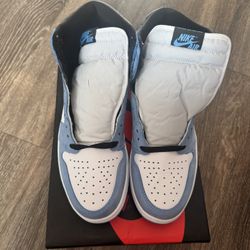 Nike University Blue 1 Retro High DS