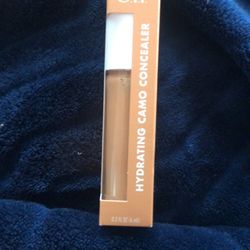 e.l.f Hydrating Camo Concealer 