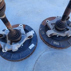 2010 to 2015 Chevrolet Camaro Rear Disc Brake Wheel Hub Spindle Pair