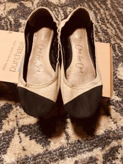 TOMS ballet flats size 9
