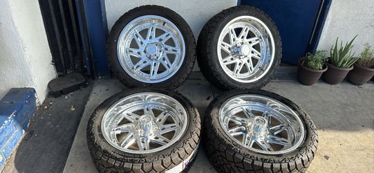 WHEELS FORGIATO 22x10 CHEVY TAHOE YUKON