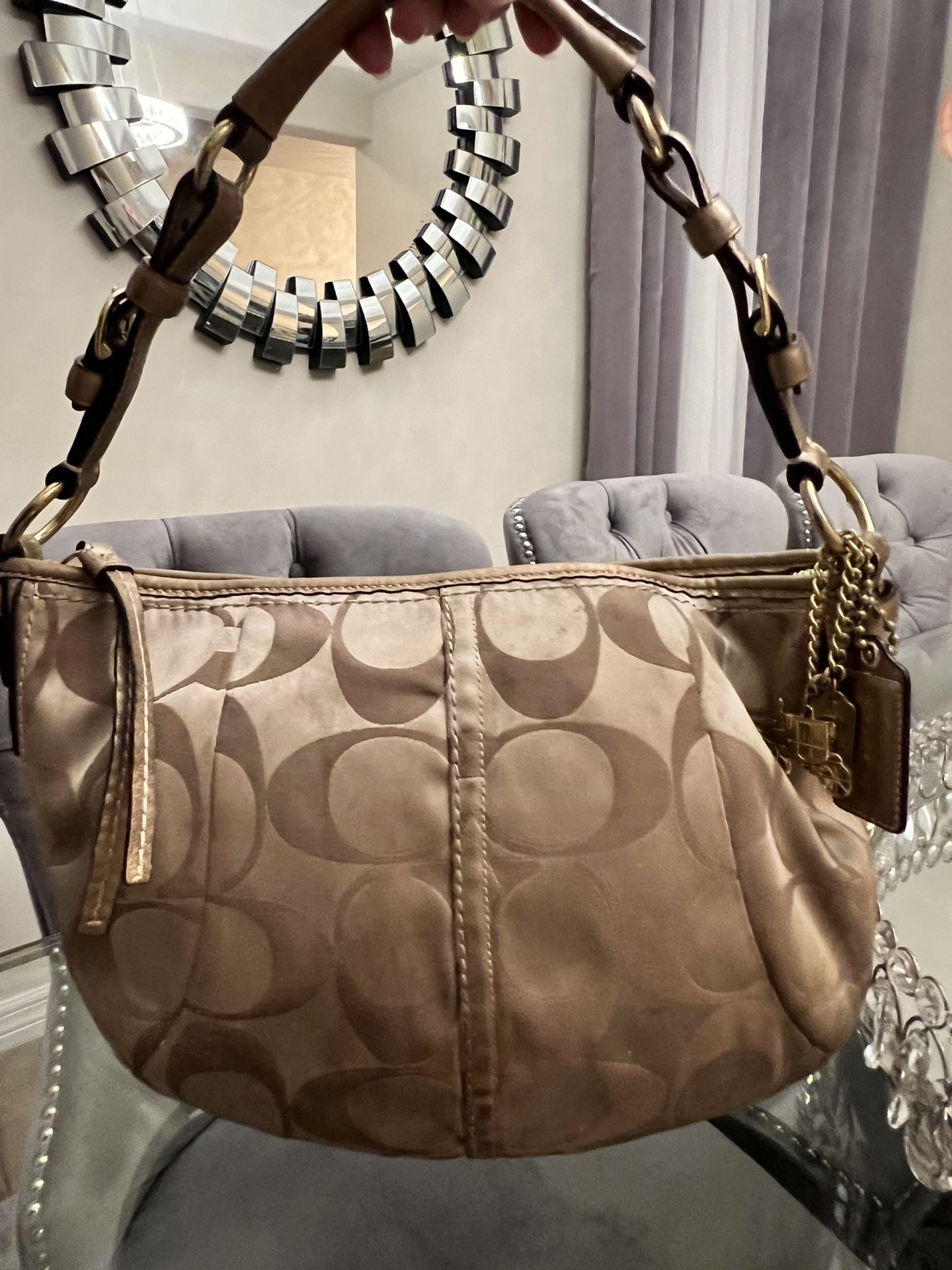 COACH 12675 Beige Soho/Hobo SIGNATURE SATEEN HANDBAG/Purse/Shoulder Bag