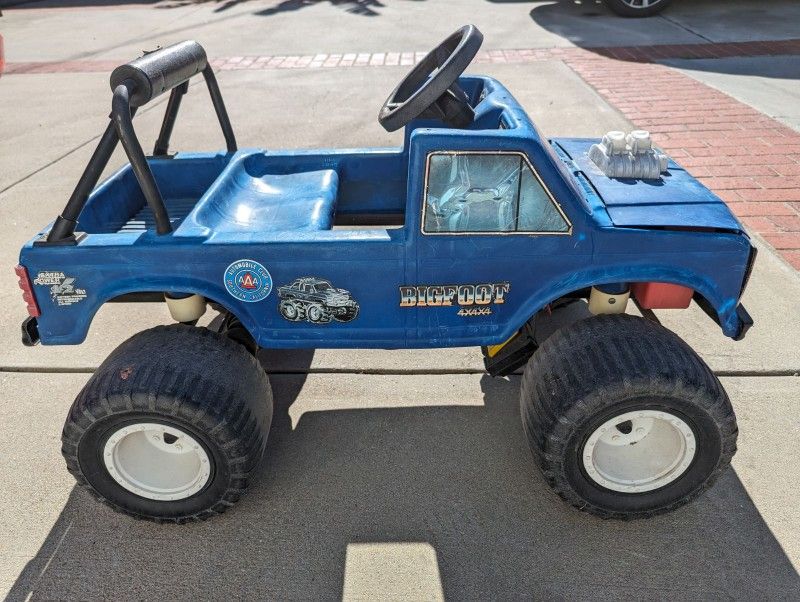Vintage Power Wheel 4x4 Truck And Barbie Jeep