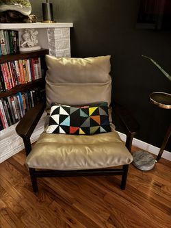 Poliform Chair