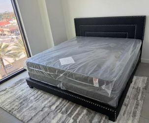 New KING SIZE BED FRAME WITH MATTRESS AND BOX SPRING SET 3PCS FREE DELIVERY // CAMA KING SIZE NUEVA DELIVERY GRATIS 