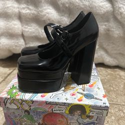 black platform maryjane heels by Jeffrey Campbell 