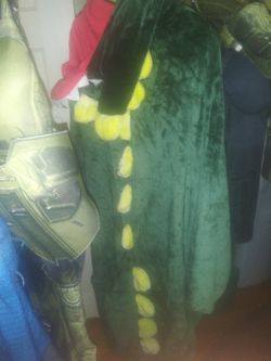 Alligator costume