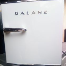 Galanz 1.7 Cubic Feet Refrigerator