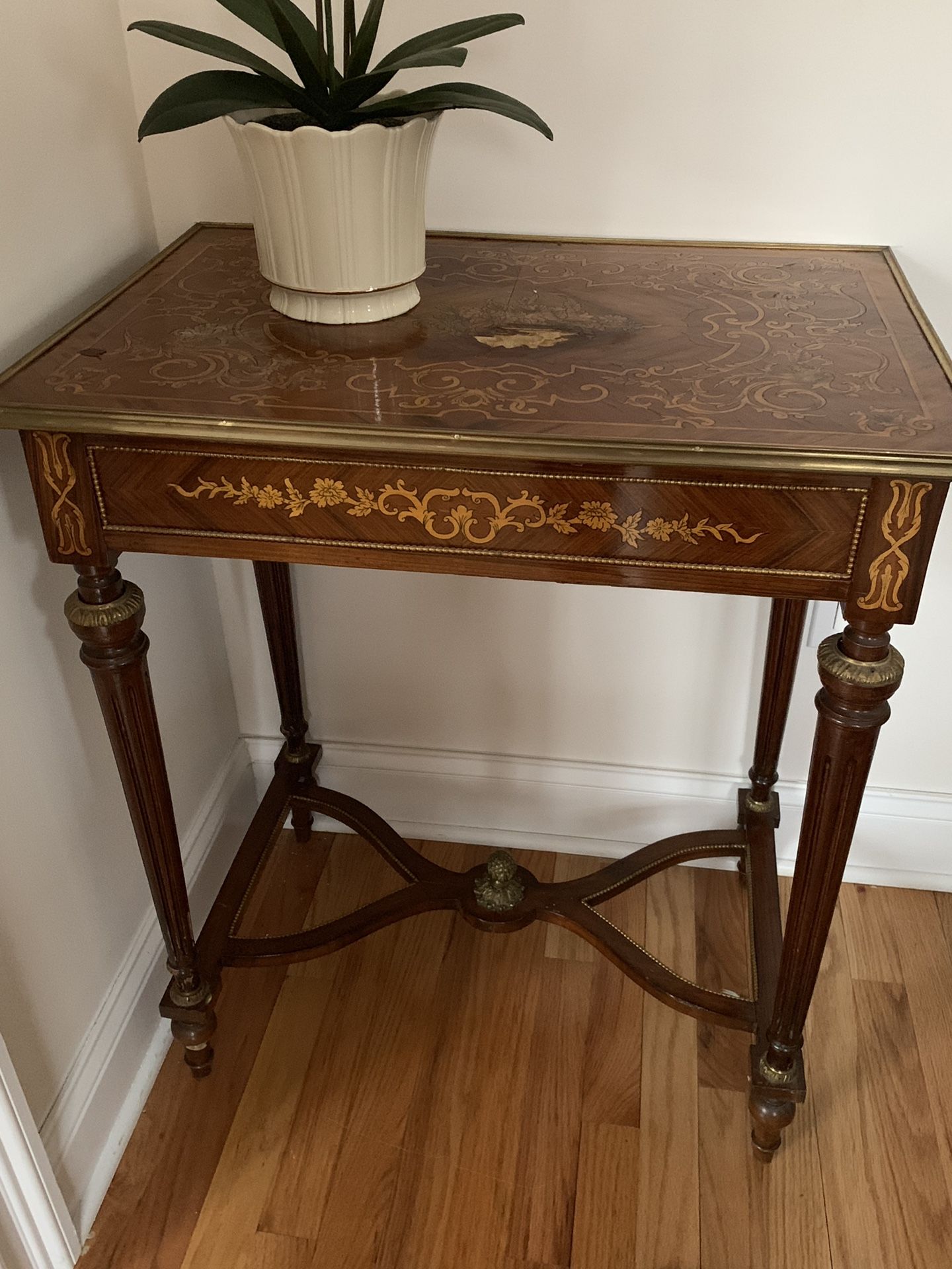 Antique veneered table