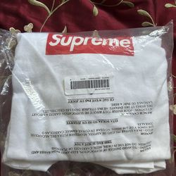 Supreme Box Logo