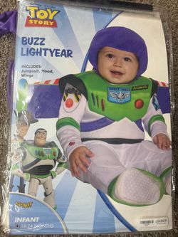 Baby’s Buzzlight year costume