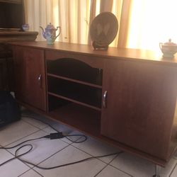 Real Wood MCM Tv Stand/buffet Table In Excellent Condition 