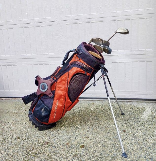 Golf club set with bag