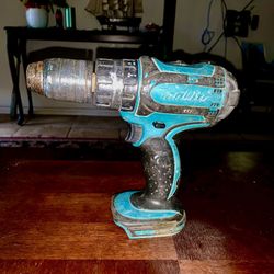 Makita Drill 18v