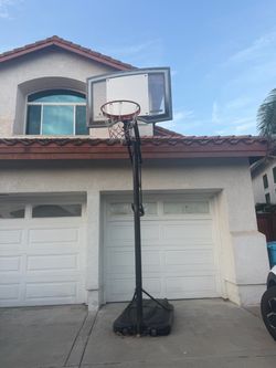 Basketball hoop, adjustable