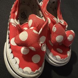 Minnie Mouse Vans Size 7