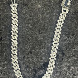 White Gold Sterling Silver VVS Moissanite Cuban Link Chain Bracelet