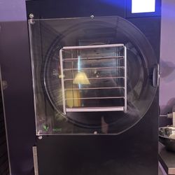 Harvest Right XL Freeze Dryer