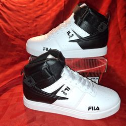 FILA VULC 13 TECH Kids Size 6 Black/White/White New