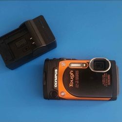 Olympus Tough TG-860 Waterproof Digital Camera