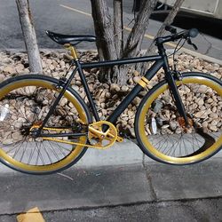 Solé Fixed Gear Bicycle