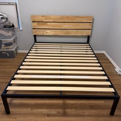 Zinus Bed Frame Queen