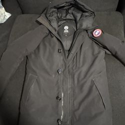 Authentic Canada Goose Jacket (Black) Sz L $450 OBO