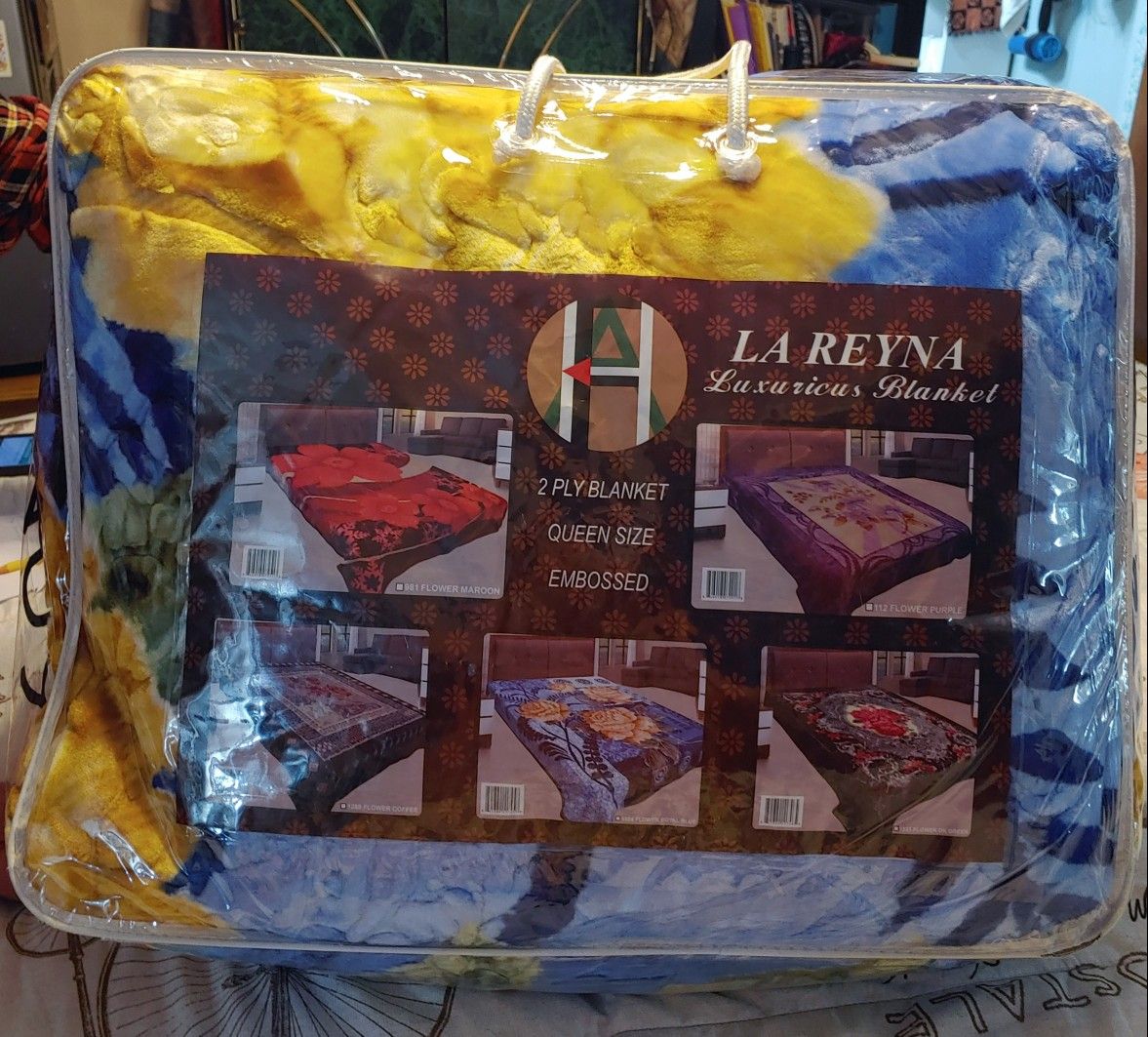 La Reyna Luxurious Blanket Queen