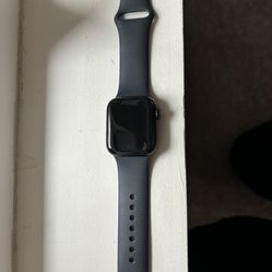 Apple Watch With Included Bands 