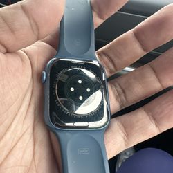 Apple Watch Series 7 45mm