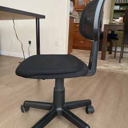 Table And Light Office Chair