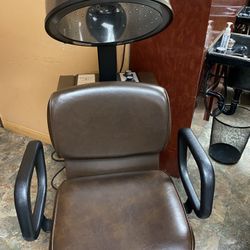 Comfort Salon, Hair Dryer Seat