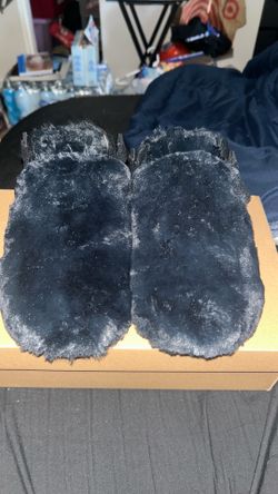 Faux fur Nike Slides