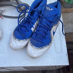 Trout Men’s Baseball Cleats 11.5