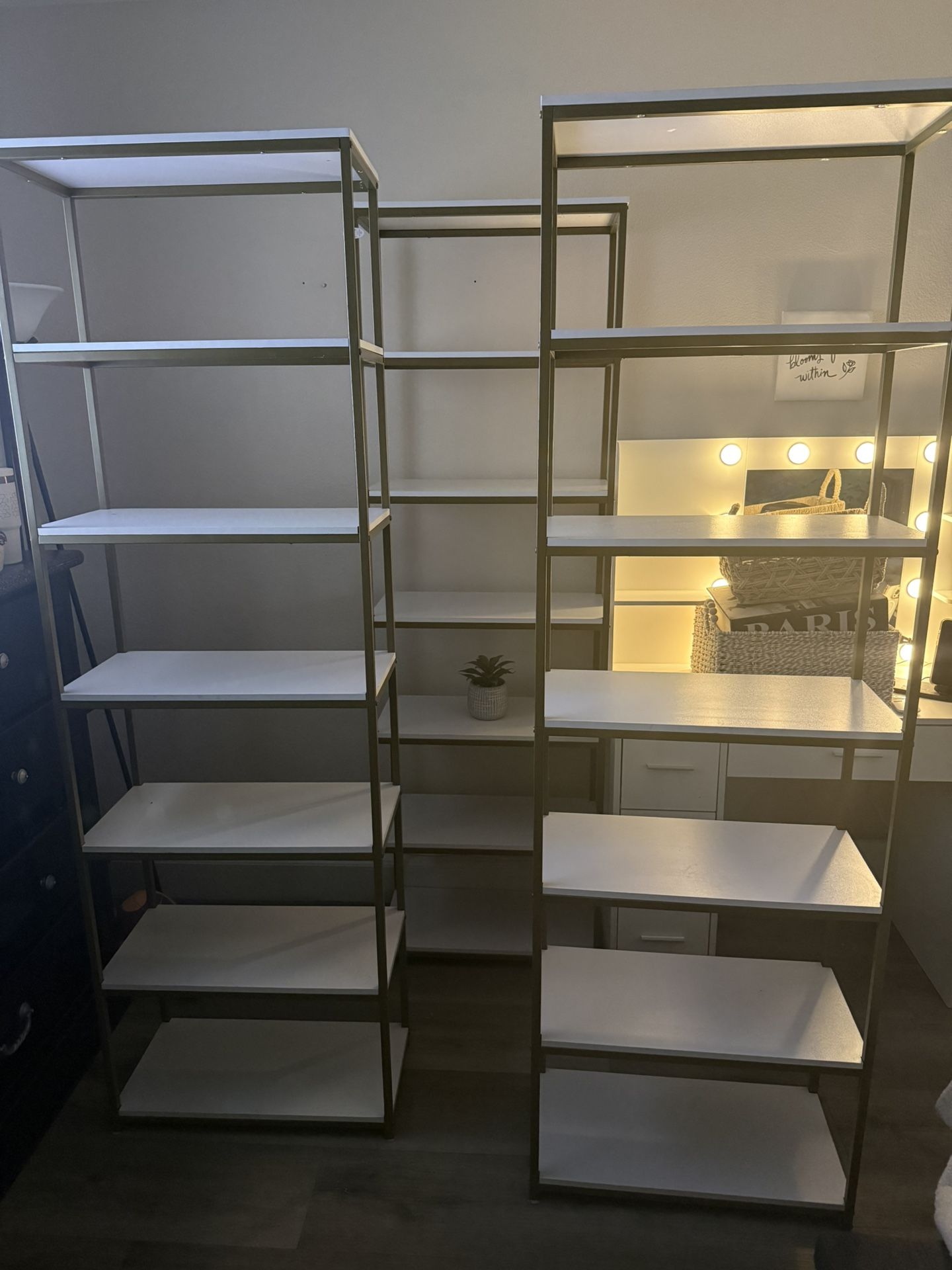 Set Of 3 Shelves (Pick Up Only)