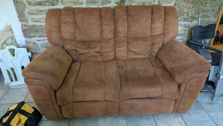 Reclining Loveseat