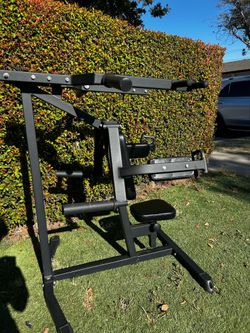 Titan Fitness Shoulder Press and Lateral Raise Plate Loaded