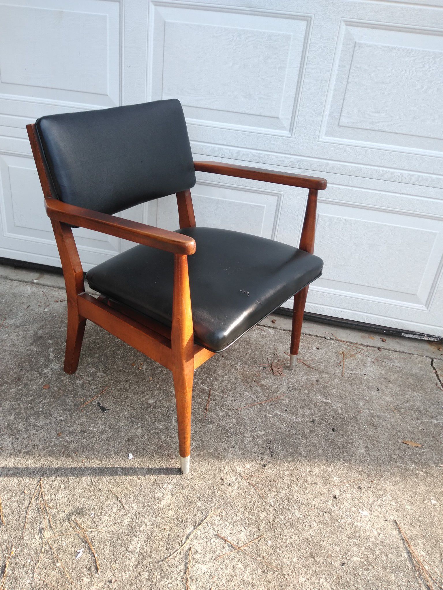 Mid Century Arm Chair