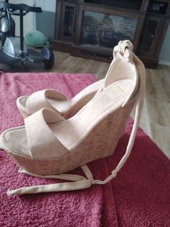 Size 9 women heels