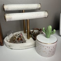 Jewelry Stand And Holder 