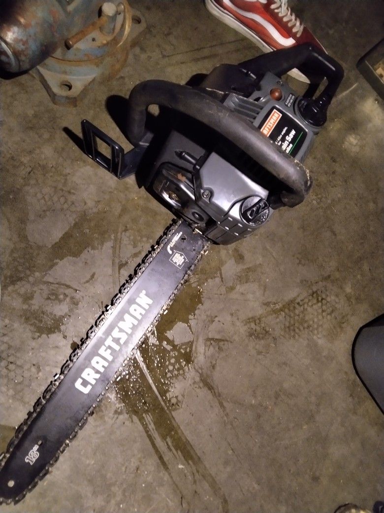 Craftsman 18" Gas Chainsaw - 42cc