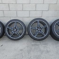 Corvette C8 Wheels & Tires Michelin Pilot Sport 4S Staggered Set