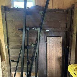 Oak Bed Early 1900’s Full Bed Frame Complete 