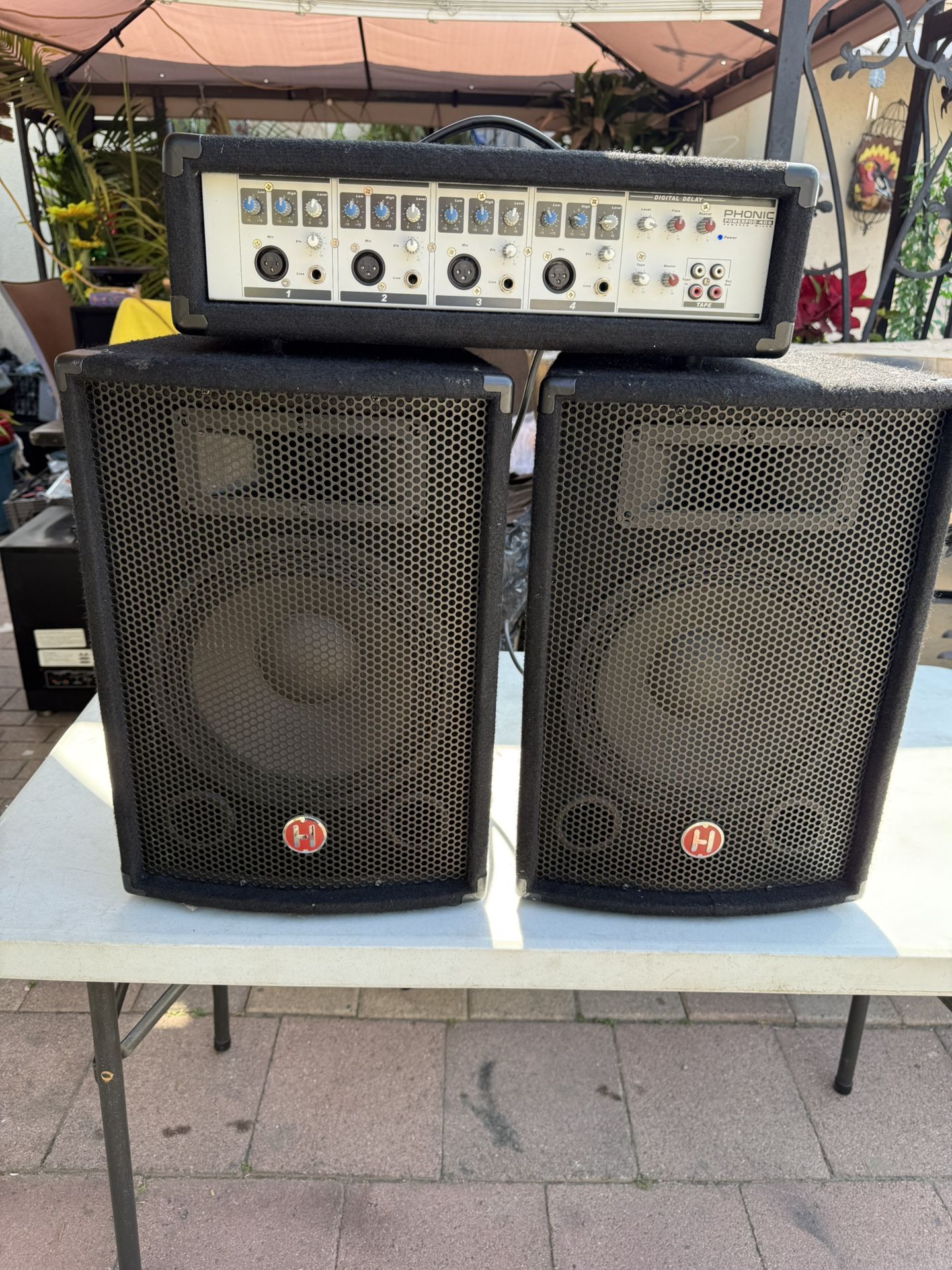 Speakers And Amplifier