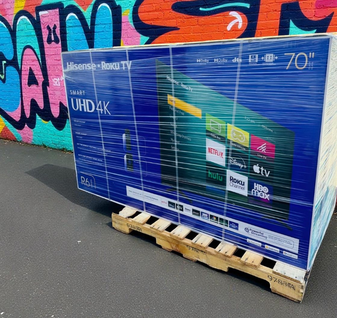 70 “ Hisense Smart 4K LED HDR TV