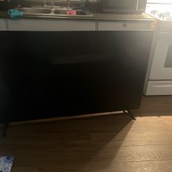 65 TCL Smart TV comes with remote