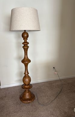 Floor lamp