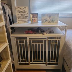 CUSTOM DOG CRATE