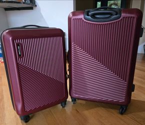 Skyline 2-Piece Hardshell Luggage Set
