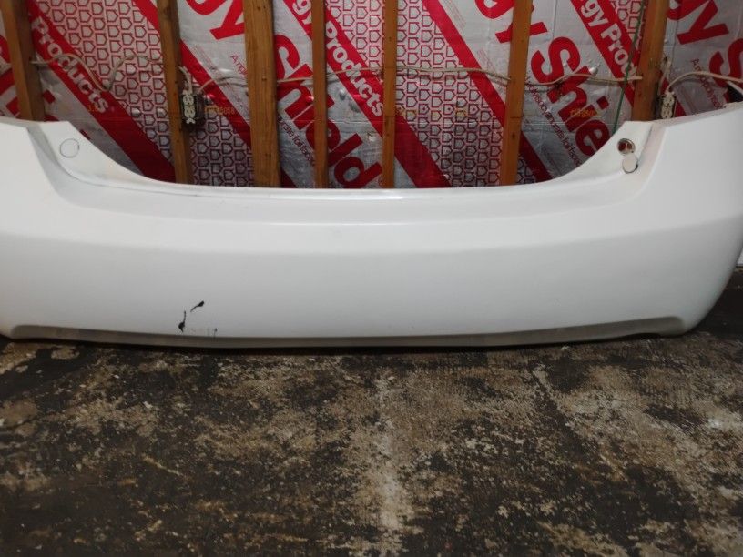 2007 Toyota Camry Rear Bumper